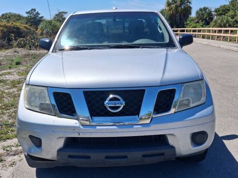 Used 2015 Nissan Frontier S RWD image 3