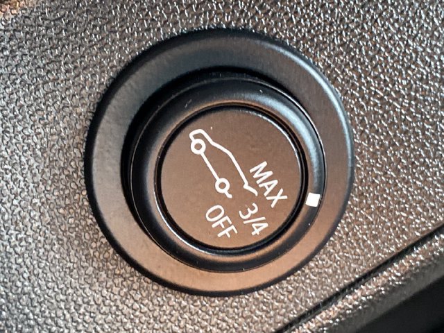 Used 2023 Chevrolet Equinox LT FWD image 37