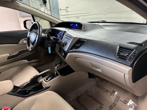 Used 2012 Honda Civic LX image 18