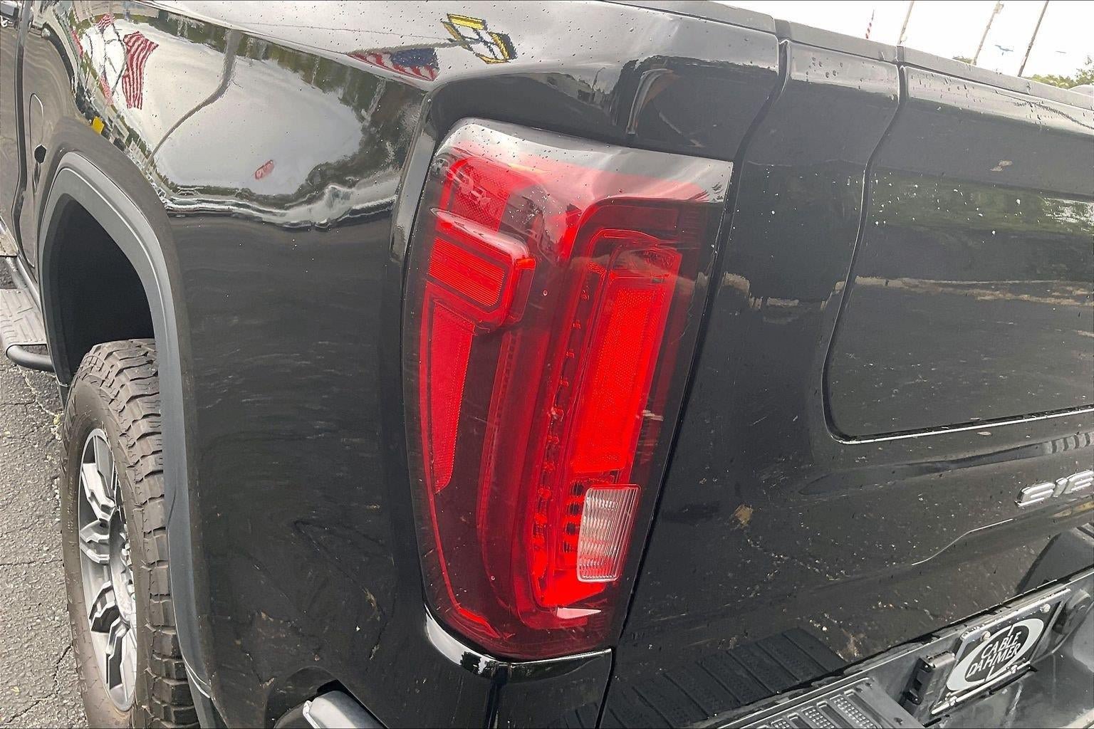 Used 2024 GMC Sierra 1500 AT4 w/ AT4 Preferred Package AWD/4WD image 28