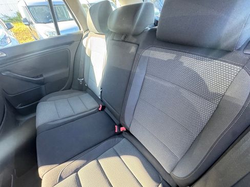 Used 2012 Volkswagen Jetta S image 11