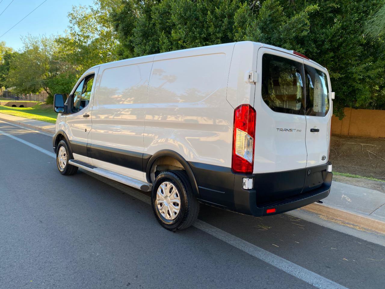 Used 2025 Ford Transit 250 Low Roof w/ Exterior Upgrade Package RWD image 57