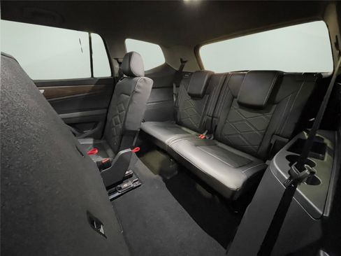 New 2026 Volkswagen Atlas SE image 19