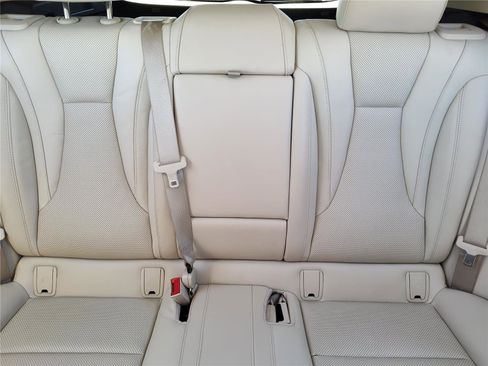 Used 2021 Buick Envision Essence w/ Technology Package I image 27