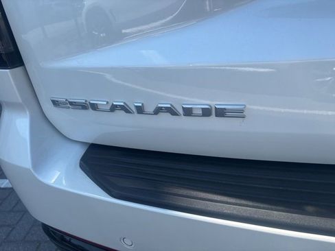 Certified 2025 Cadillac Escalade ESV Sport w/ Touring Package image 7