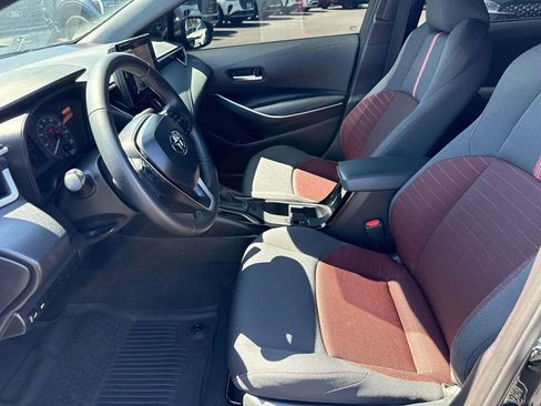Used 2025 Toyota Corolla SE image 22