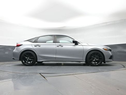 Used 2023 Honda Civic Sport image 28