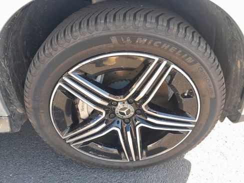 Certified 2024 Mercedes-Benz GLC 300 4MATIC image 21