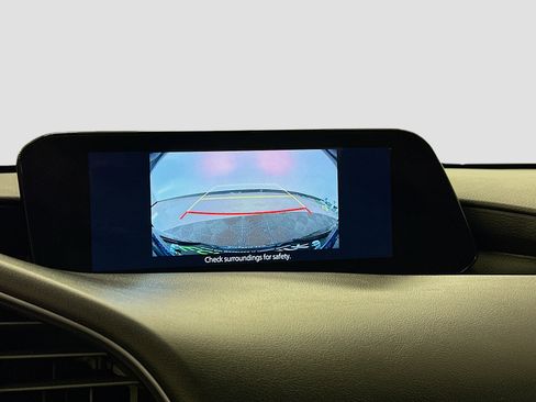 Used 2024 MAZDA MAZDA3 s image 23