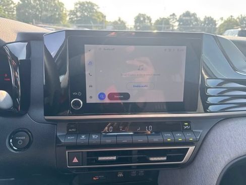 Used 2026 Toyota Camry LE FWD image 31