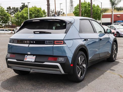 New 2026 Hyundai Ioniq 5 SE image 6