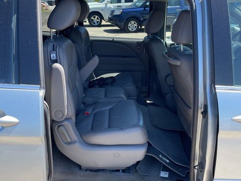 Used 2010 Honda Odyssey EX-L image 11