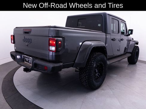 Used 2021 Jeep Gladiator Sport AWD/4WD image 14
