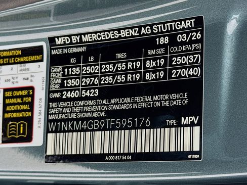 New 2026 Mercedes-Benz GLC 300 image 32