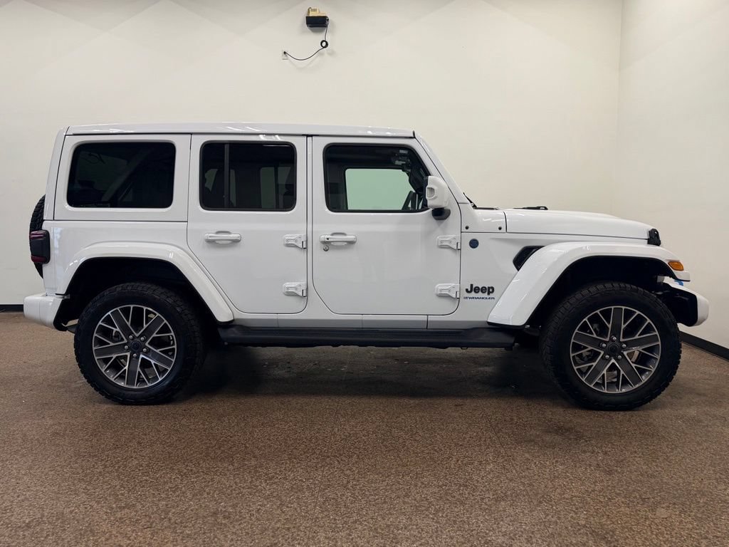 Used 2024 Jeep Wrangler High Altitude AWD/4WD image 8