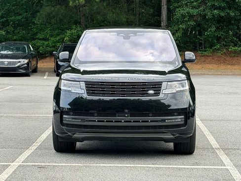 Used 2023 Land Rover Range Rover Long Wheelbase SE AWD/4WD image 3