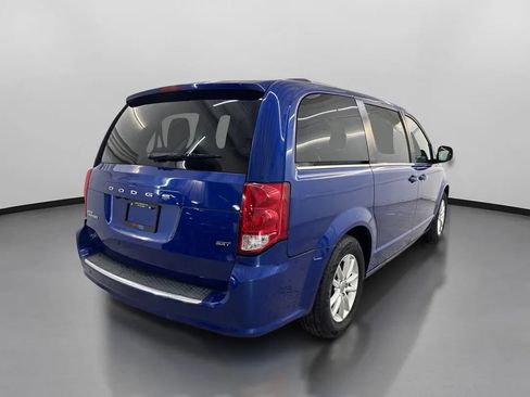 Used 2020 Dodge Grand Caravan SXT FWD image 10