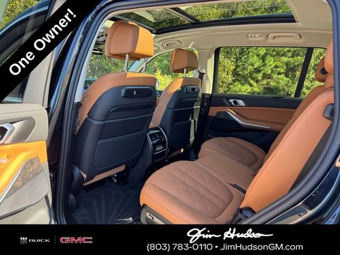 Used 2024 BMW X7 xDrive40i w/ Parking Assistance Package image 26