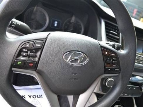 Used 2017 Hyundai Tucson SE FWD image 18