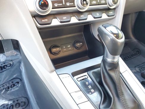 Used 2019 Hyundai Elantra Value Edition image 22