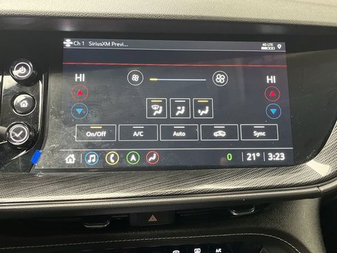 Certified 2022 Buick Envision Essence w/ Technology Package I image 21