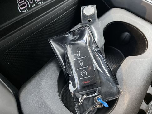 New 2025 RAM 1500 Big Horn image 38