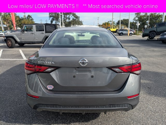 Used 2022 Nissan Sentra S w/ Electronics Package FWD image 4