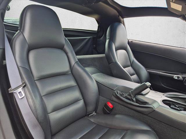 Used 2006 Chevrolet Corvette Coupe w/ Preferred Equipment Group RWD image 13