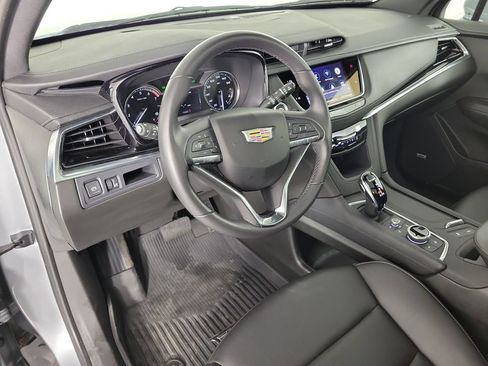 Certified 2024 Cadillac XT6 Luxury w/ LPO, Floor Liner Package FWD image 19