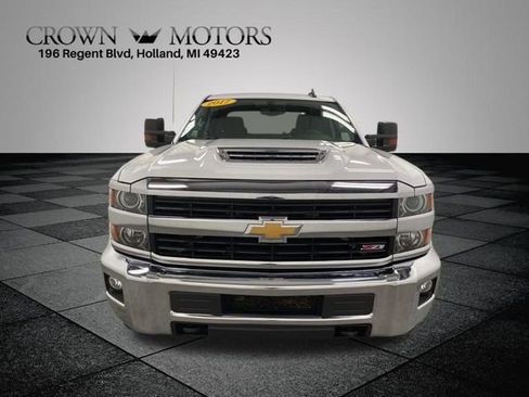 Used 2017 Chevrolet Silverado 2500 LT w/ LT Fleet Convenience Package image 2