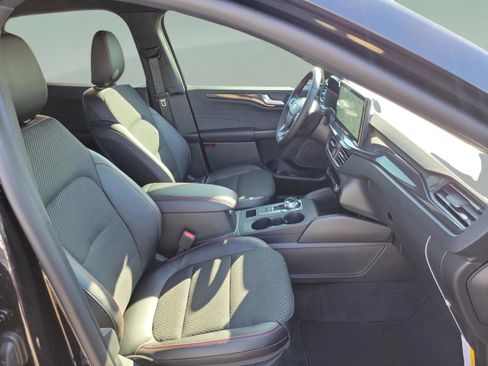 New 2026 Ford Escape ST-Line w/ Tech Pack #1 FWD image 9