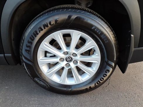 Certified 2024 Toyota Grand Highlander XLE image 26