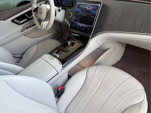 Used 2023 Mercedes-Benz EQE 350+ Sedan image 21