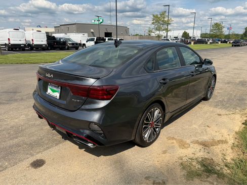 Used 2024 Kia Forte GT FWD image 5