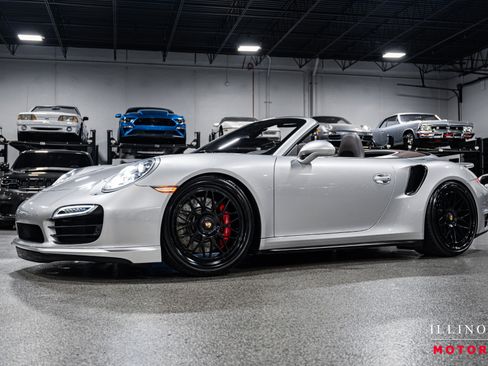 Used 2014 Porsche 911 Turbo image 1
