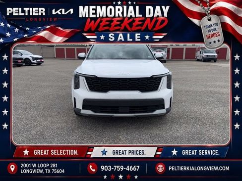 Used 2024 Kia Sorento LX FWD image 2