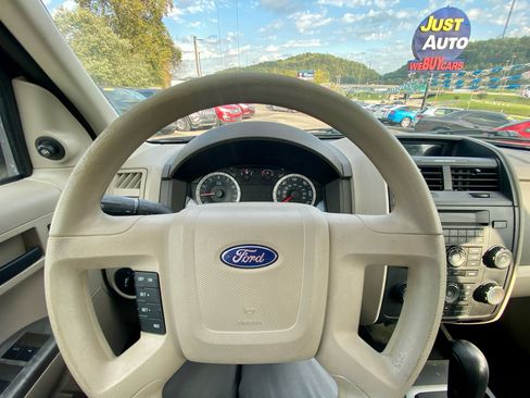 Used 2012 Ford Escape XLS image 16