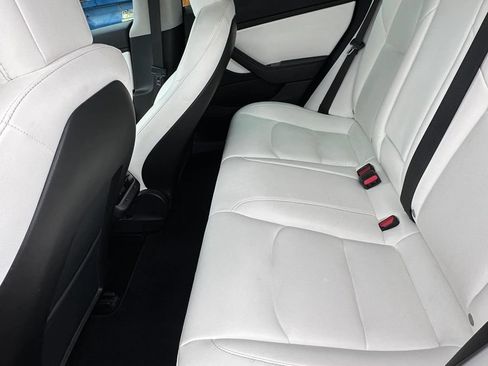 Used 2019 Tesla Model 3 Long Range RWD image 11