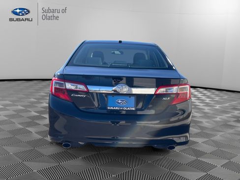 Used 2014 Toyota Camry XLE image 10