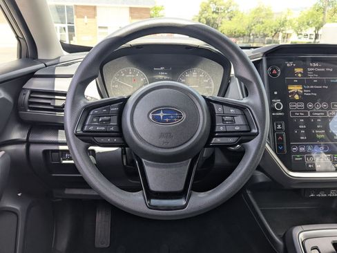 Used 2024 Subaru Crosstrek 2.0i Premium AWD/4WD image 18