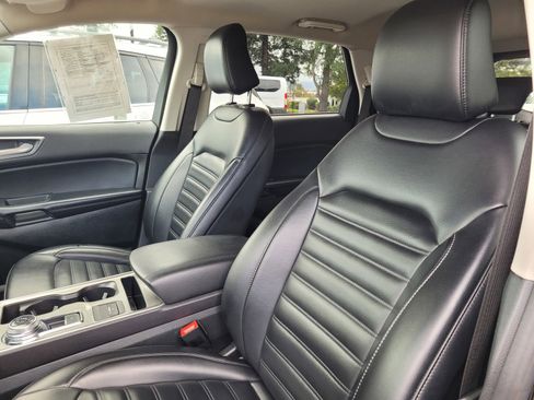 Used 2023 Ford Edge SEL image 22