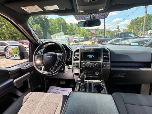 Used 2017 Ford F150 XLT w/ Equipment Group 301A Mid AWD/4WD image 9