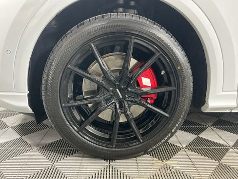 Used 2025 Audi SQ5 Premium Plus AWD/4WD image 9