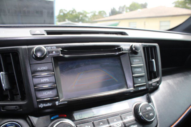 Used 2017 Toyota RAV4 SE FWD image 36