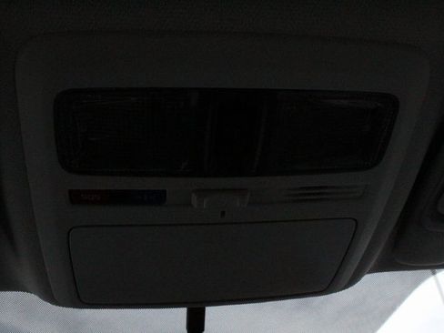 Used 2018 Subaru Forester 2.5i Premium w/ All-Weather Package image 37