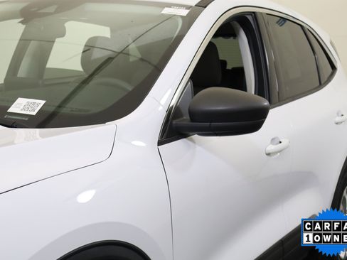 Used 2022 Ford Escape SE image 12