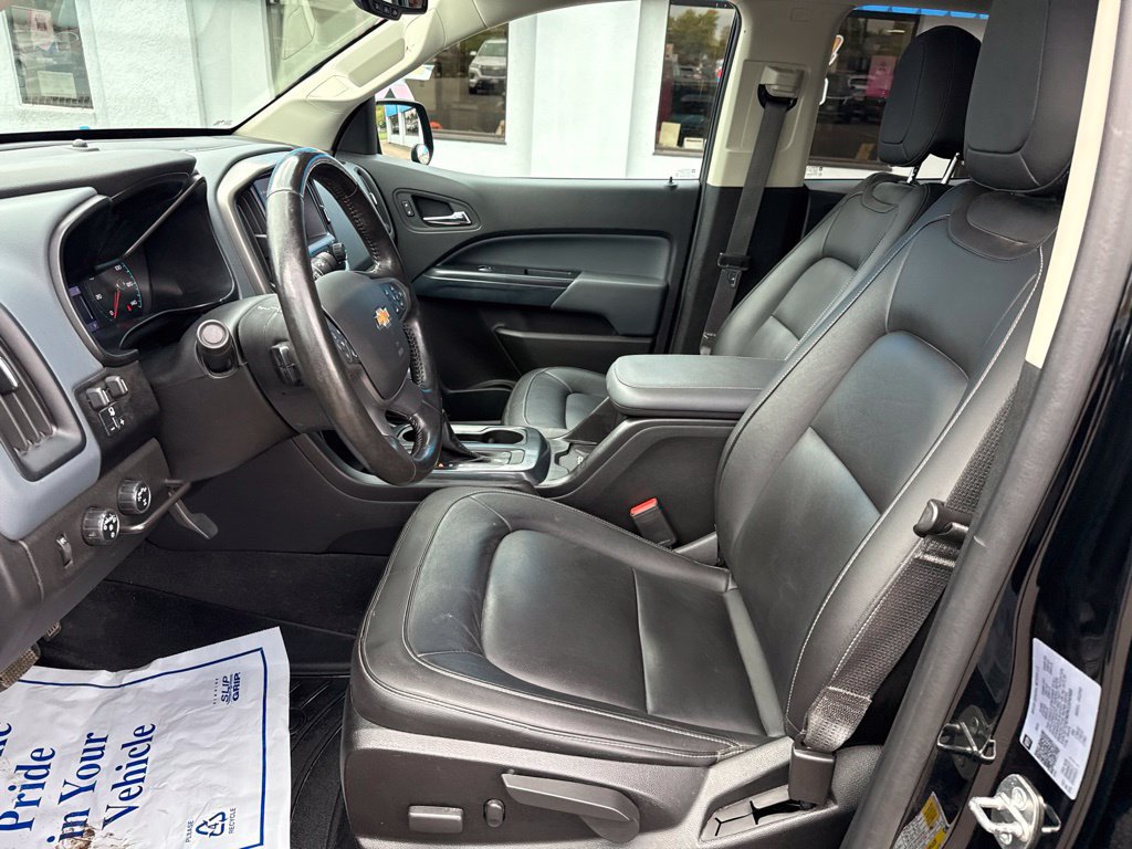 Used 2022 Chevrolet Colorado Z71 w/ Trail Boss Package AWD/4WD image 24