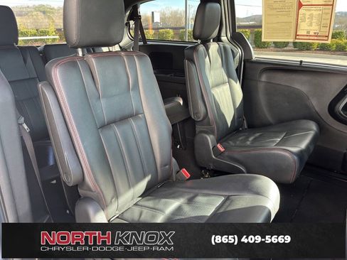 Used 2019 Dodge Grand Caravan GT image 22