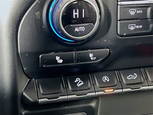 Used 2020 Chevrolet Silverado 1500 LT w/ All-Star Edition image 21