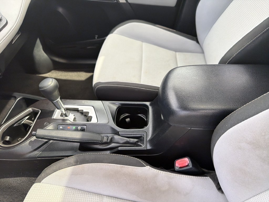 Used 2018 Toyota RAV4 XLE FWD image 22